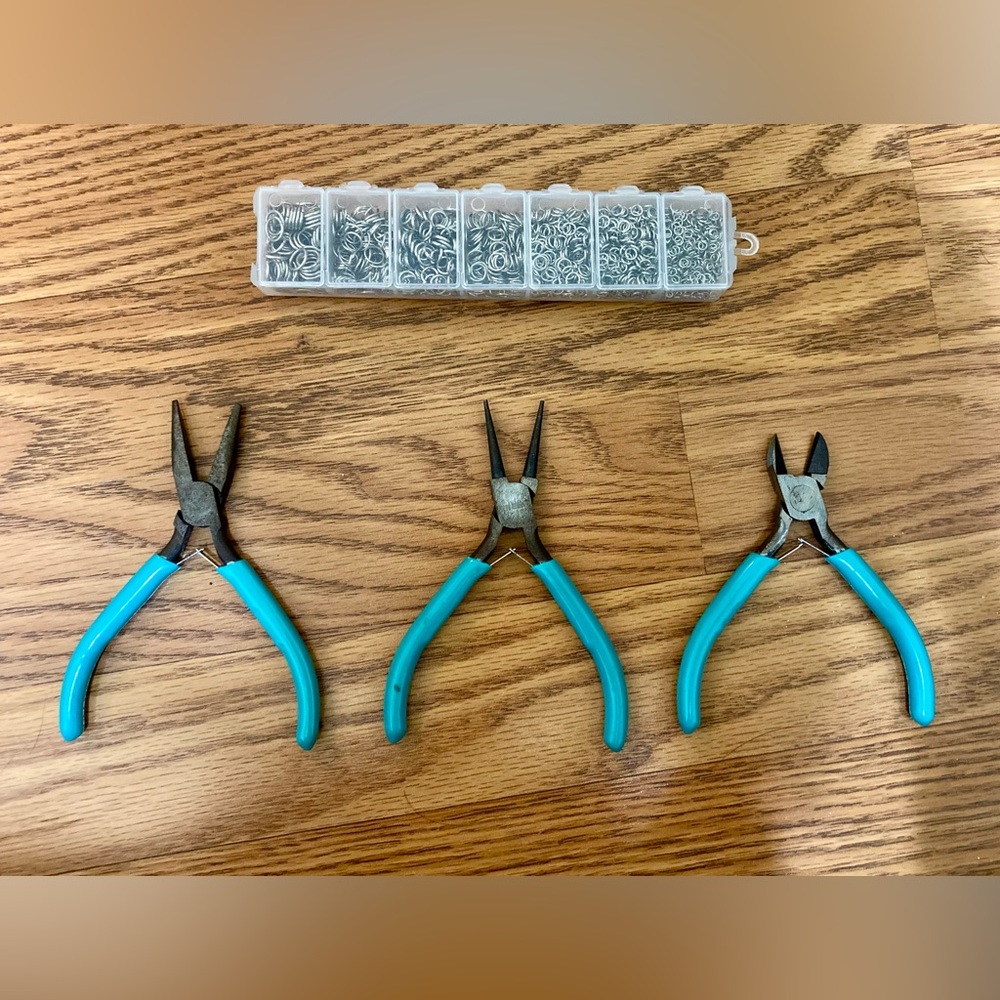 4 pc. Jewelry Making Set
